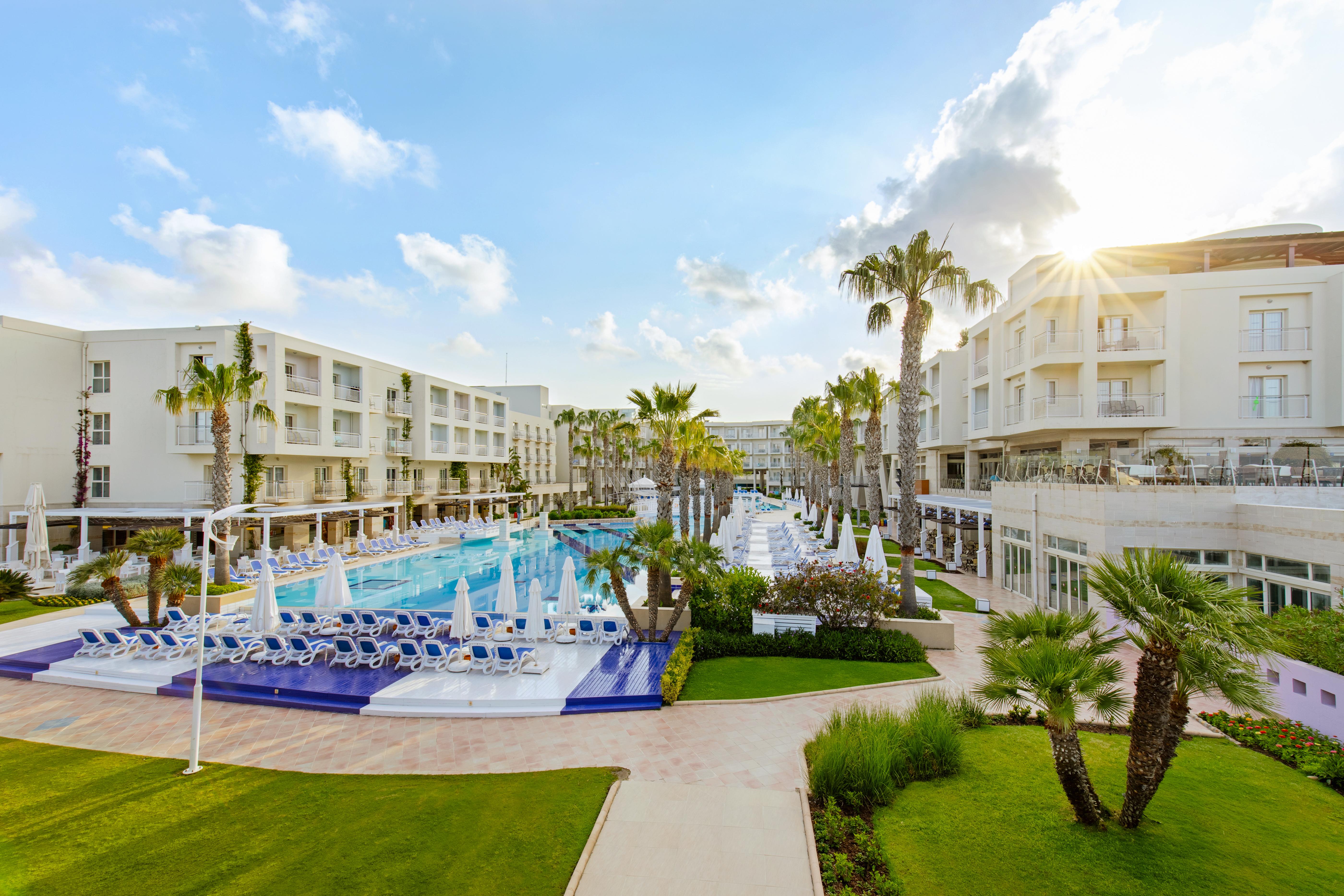 La Blanche Resort & Spa Turgutreis Bagian luar foto